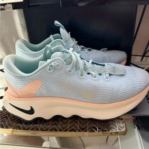 Nike Motiva Women's